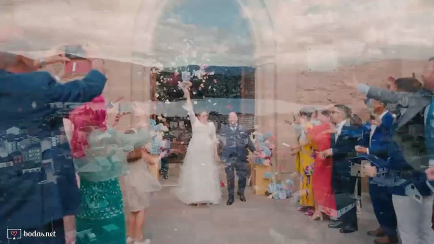 Llega La Novia