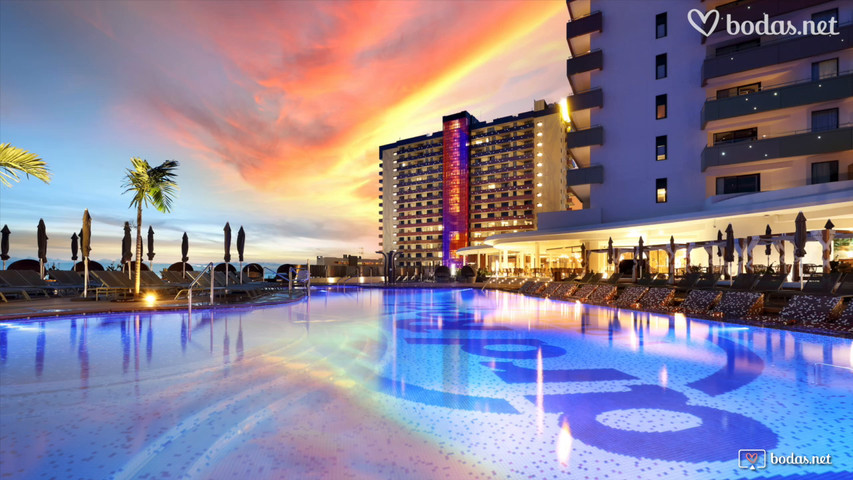 Hard Rock Hotel Tenerife