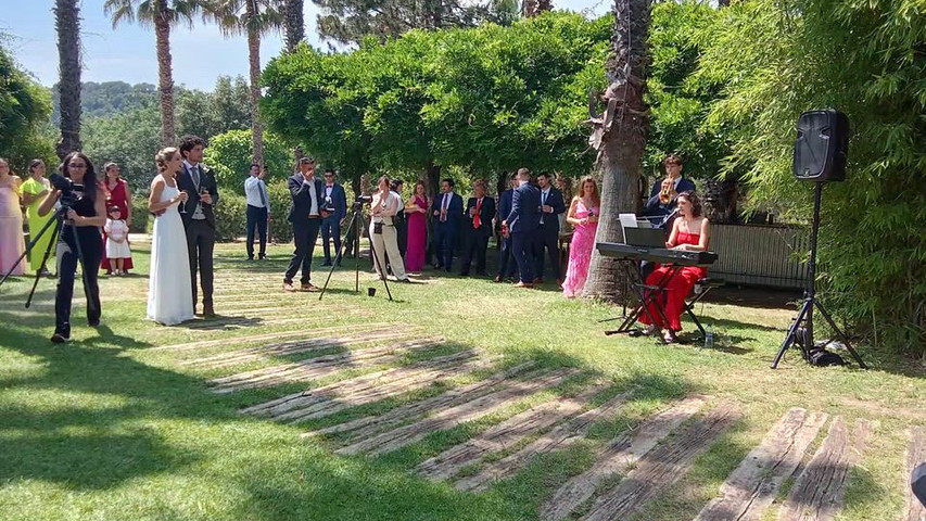 Germana del nuvi cantant