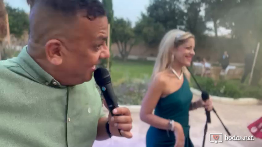 Video de una boda en el coctel. 