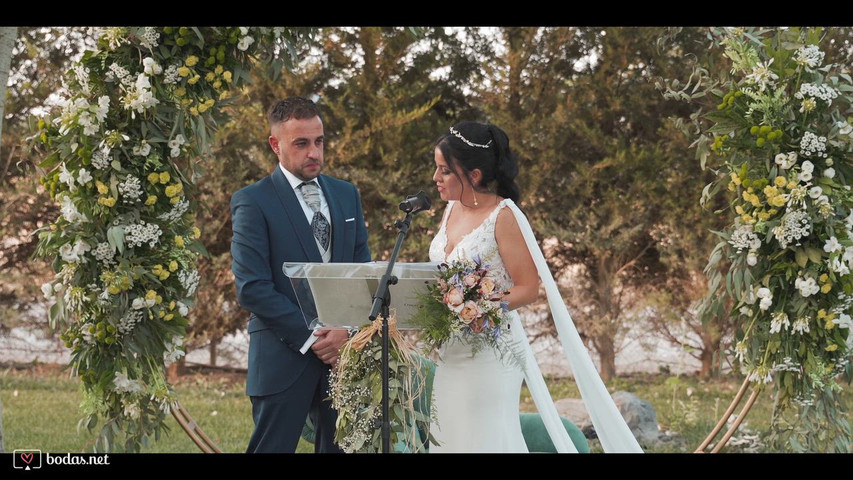 Sandra & Omar