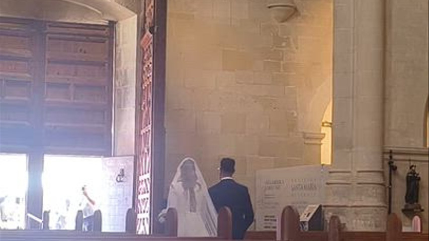Salida de la iglesia 