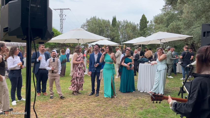 Momento amigos de los novios