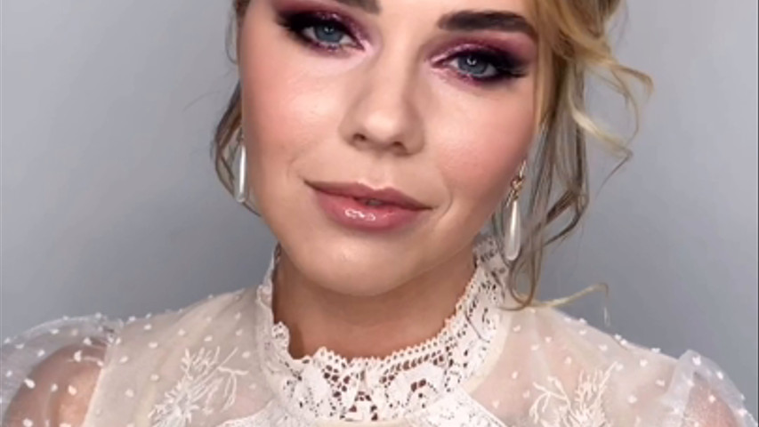 Maquillaje y peinado para novia