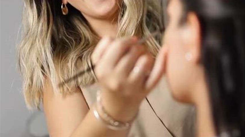 ¿ESTE AÑO ERES NOVIA O INVITADA?