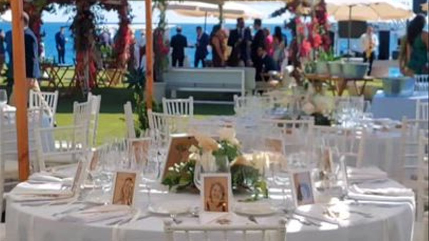 MEDITERRANEO CON TOQUE CHIC