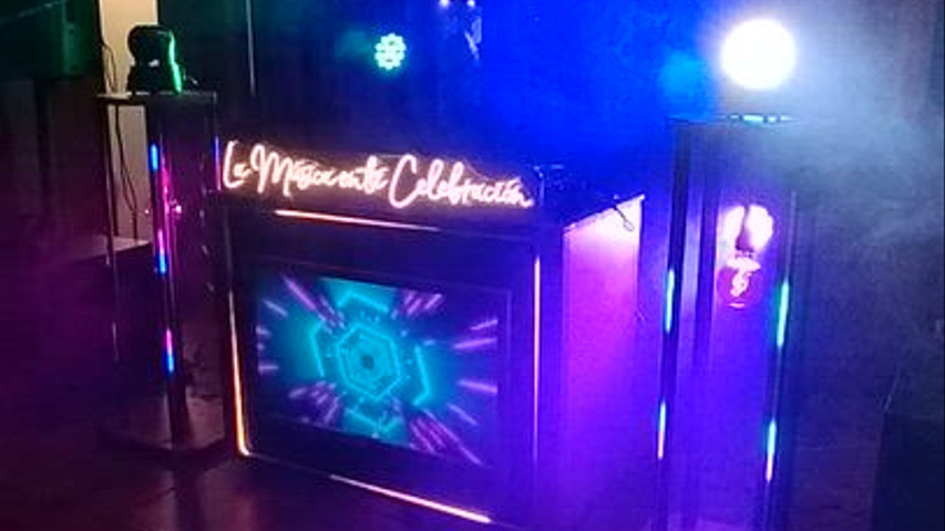 Cabina personalizada Dj