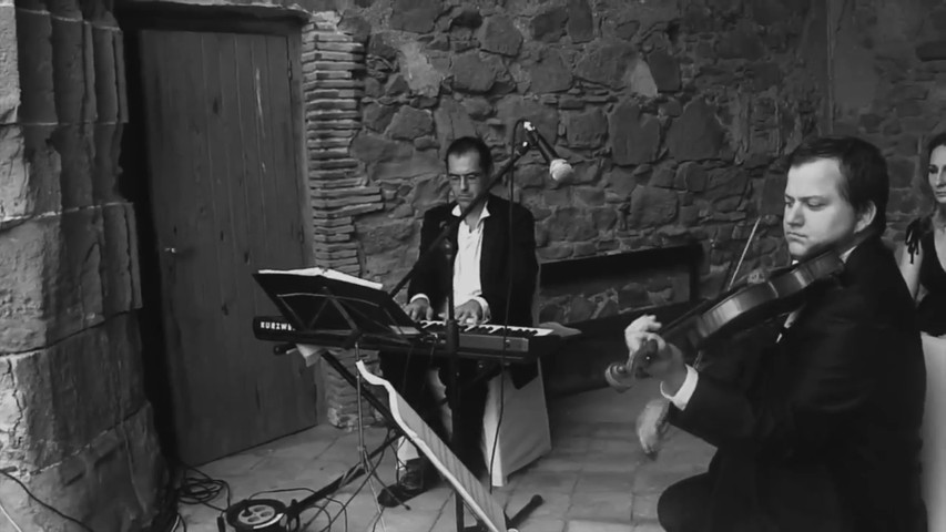 Fragmentos de una boda en Monasterio de Santa Coloma