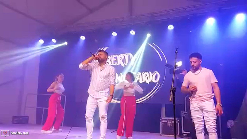 Música en vivo para momentos únicos. 