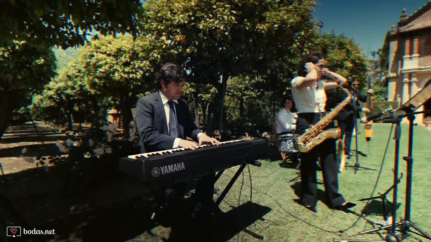 Blue Bossa (Kenny Dorham) | Versión improvisada en directo · Cuarteto con saxo · Castillo de la Monclova, Sevilla