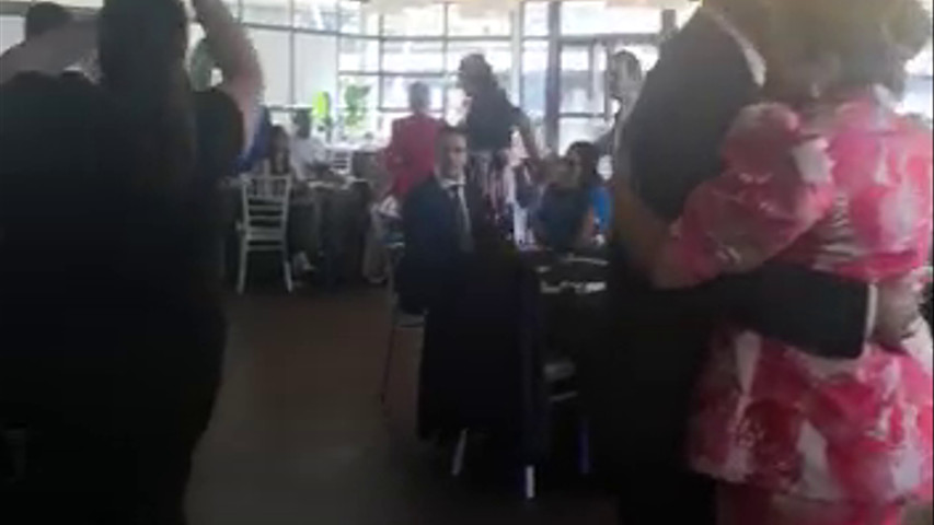 Baile nupcial con violín eléctrico