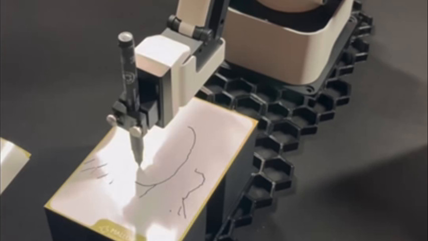 Robot Picasso