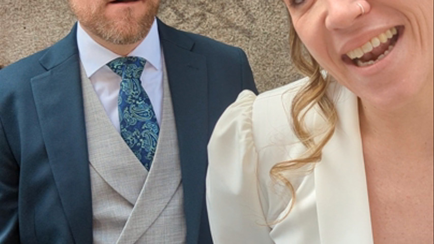 Testimonio de la ceremonia de boda personalizada, emotiva y divertida de Beatriz y Moisés