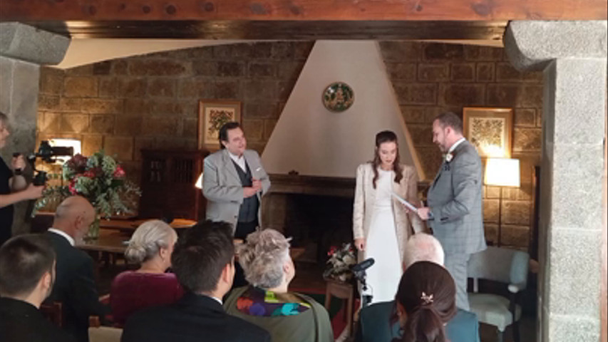 Toño Julve Tuoficiantedebodas