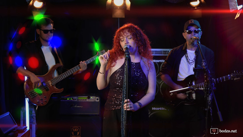 LOVETOWN - Cover Band