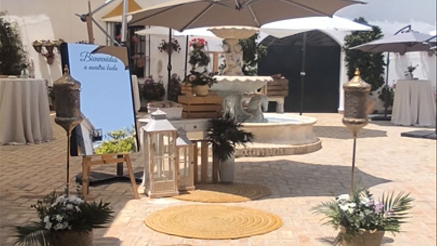 Patio de la Fuente