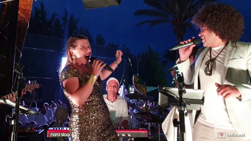 Cool Fire - Gold and white party - La sala by the sea