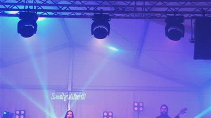 LADY ABRIL