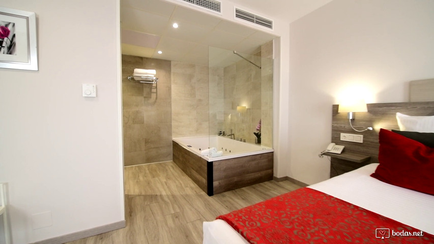 Suite 103