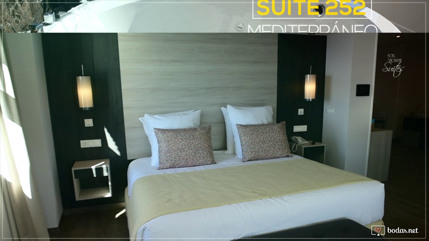 Suite 252 