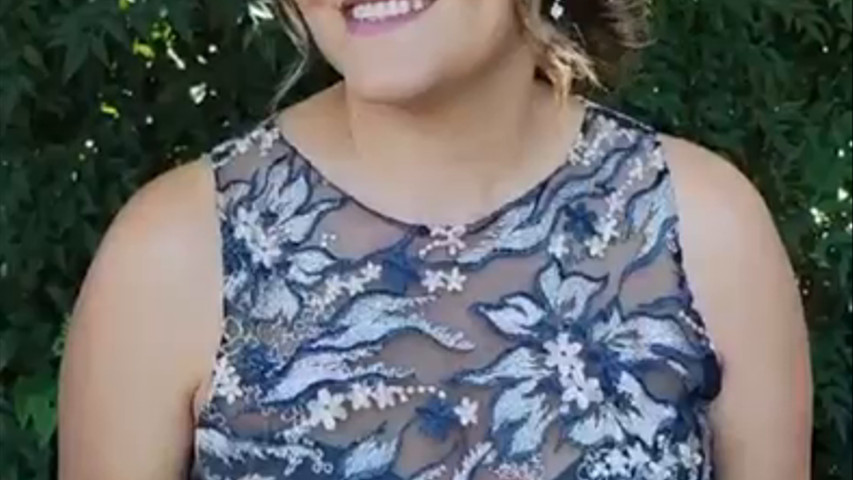 Anna Muñiz 