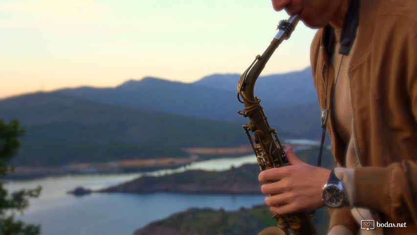 La noche - Fabián Rivero - Alto Sax Cover