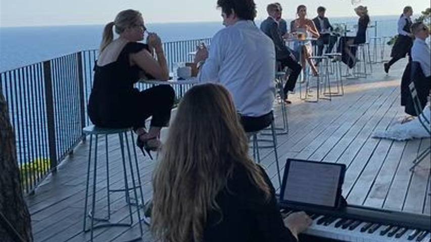 A Thousand Years | Piano en directo frente al mar