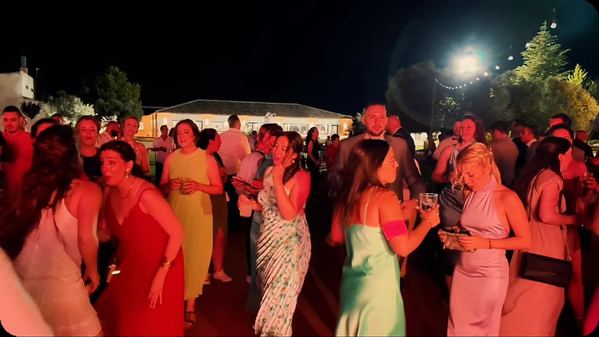 Barra libre en la Finca