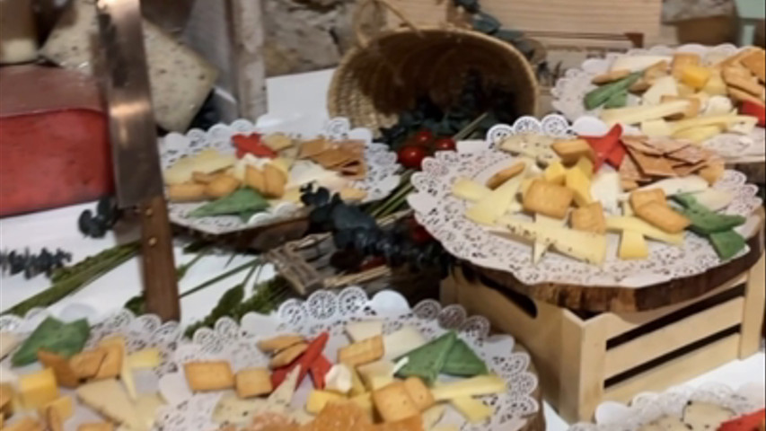 Mesa temática de quesos