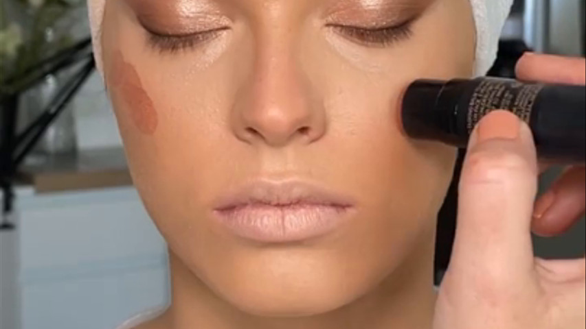 Kayra Makeup International