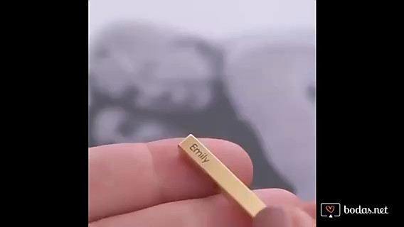 Colgante barra personalizado 