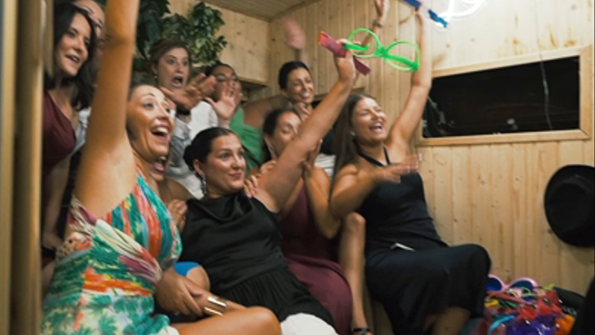 Go Pic - The Caravana