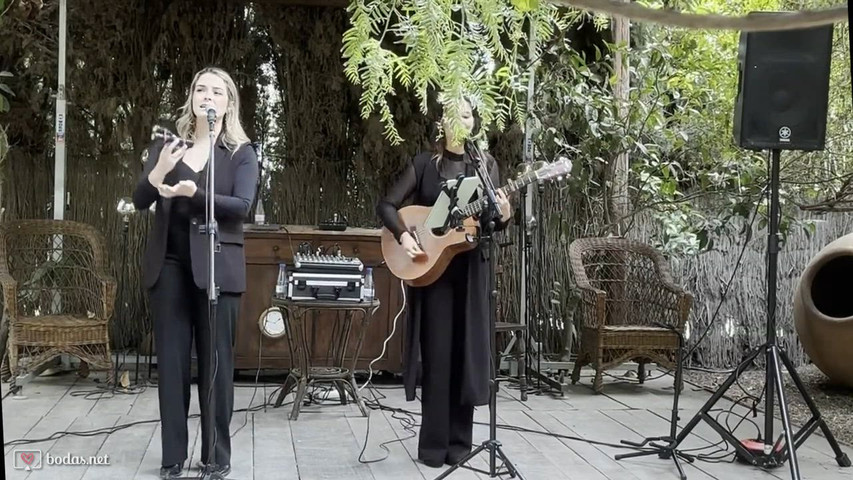 Mía duo - voces femeninas