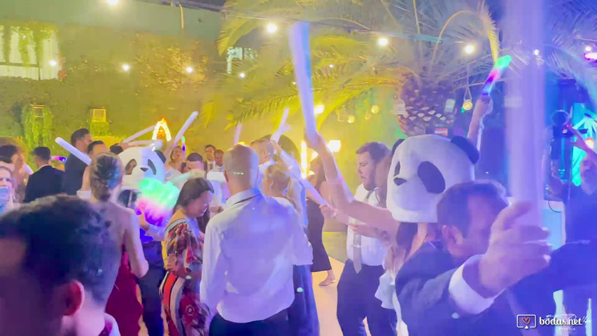 ESTHER & PEDRO - WEDDING PARTY MOVIE