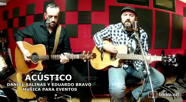 Acústicos Daniel Salinas y Eduardo Bravo