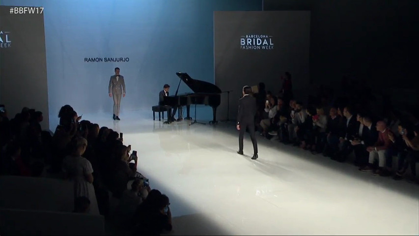 Piano solo en un desfile de moda: Barcelona Bridal Fashion Week 2017