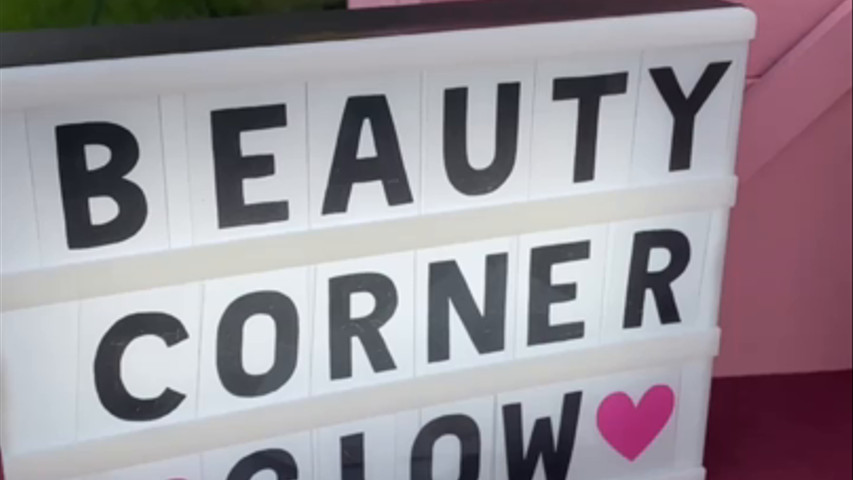 Beauty Corner Glow