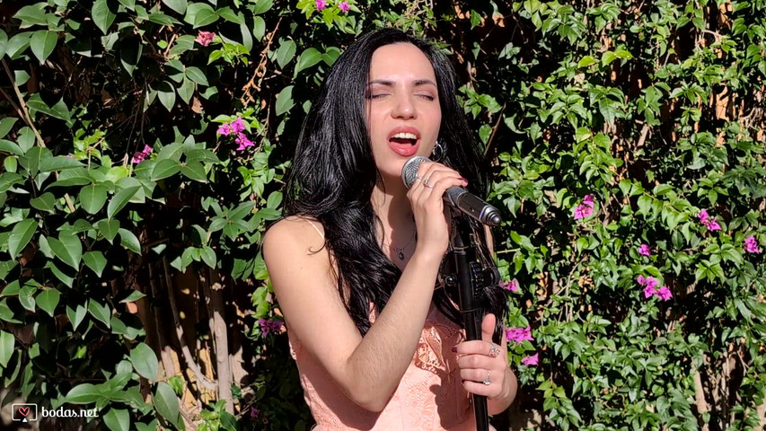 Moon River — Laura G | Cantante para eventos