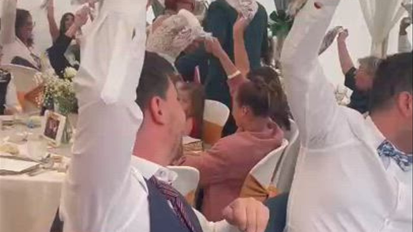 ENTRADA AL LUGAR DE CELEBRACIÓN MACARENA Y SANTI 