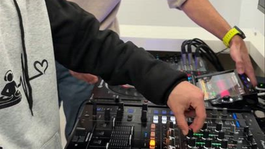 Clase Dj