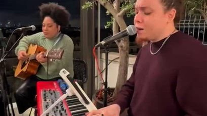 Sesión Acústica en Vivo - DÚO JOMA 