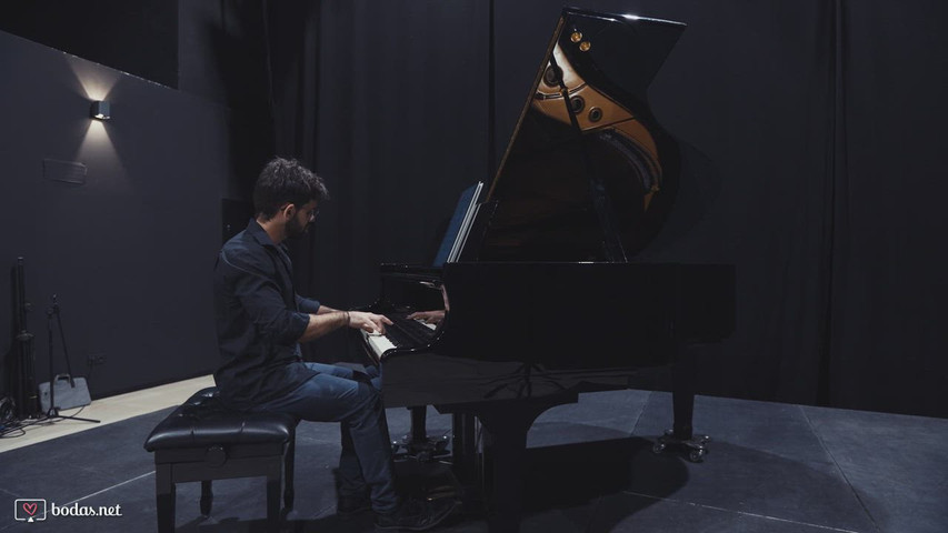 Piano Solo. Ceremonia Tempo.