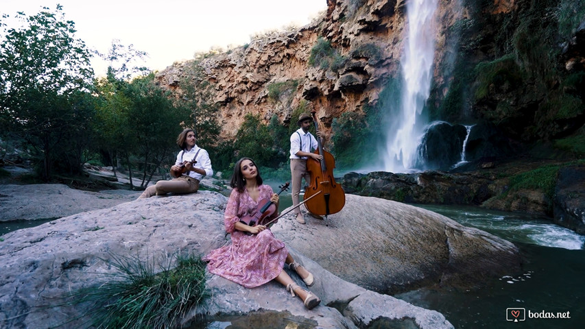 Over The Rainbow - Trio Concuerda