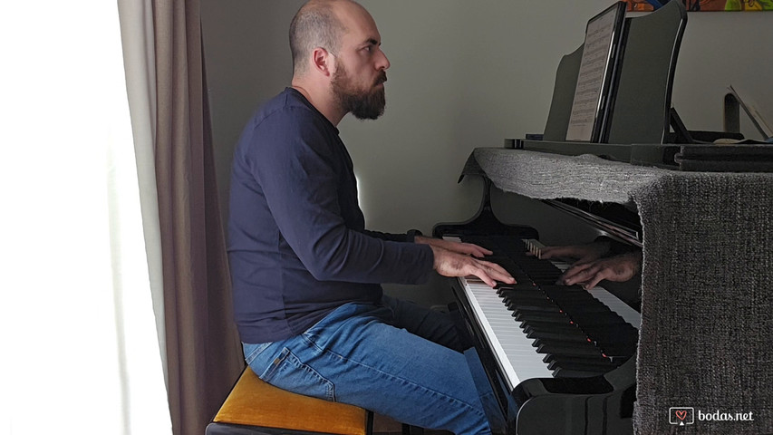 Pedro Martos Pianista