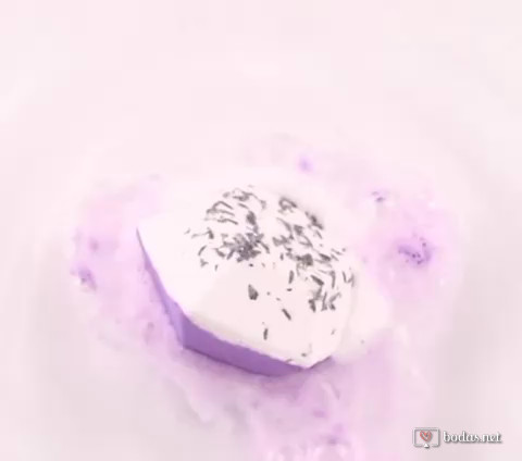 Bomba de baño de diamante de lavanda 