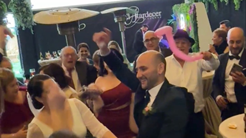 Flying Free en Coctel de Boda