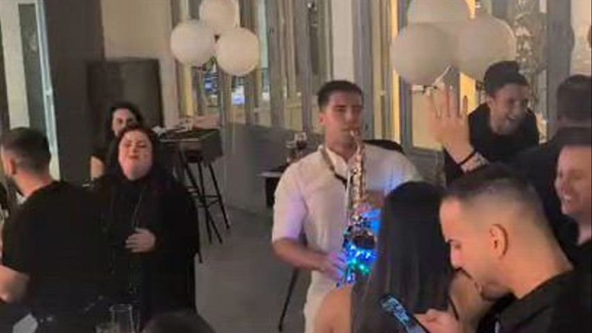 We found love en evento privado en El mercado de Correos en Murcia