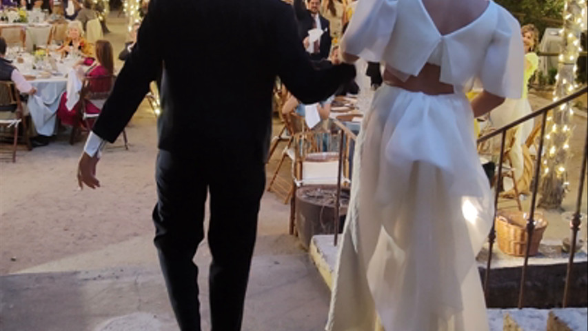 entrada novios banquete molino