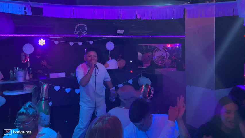 Fiesta blanca. 