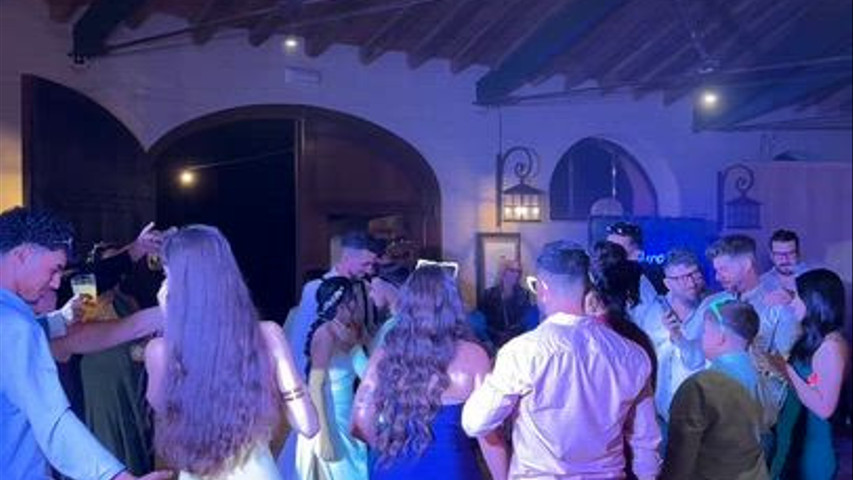 Boda V&JM